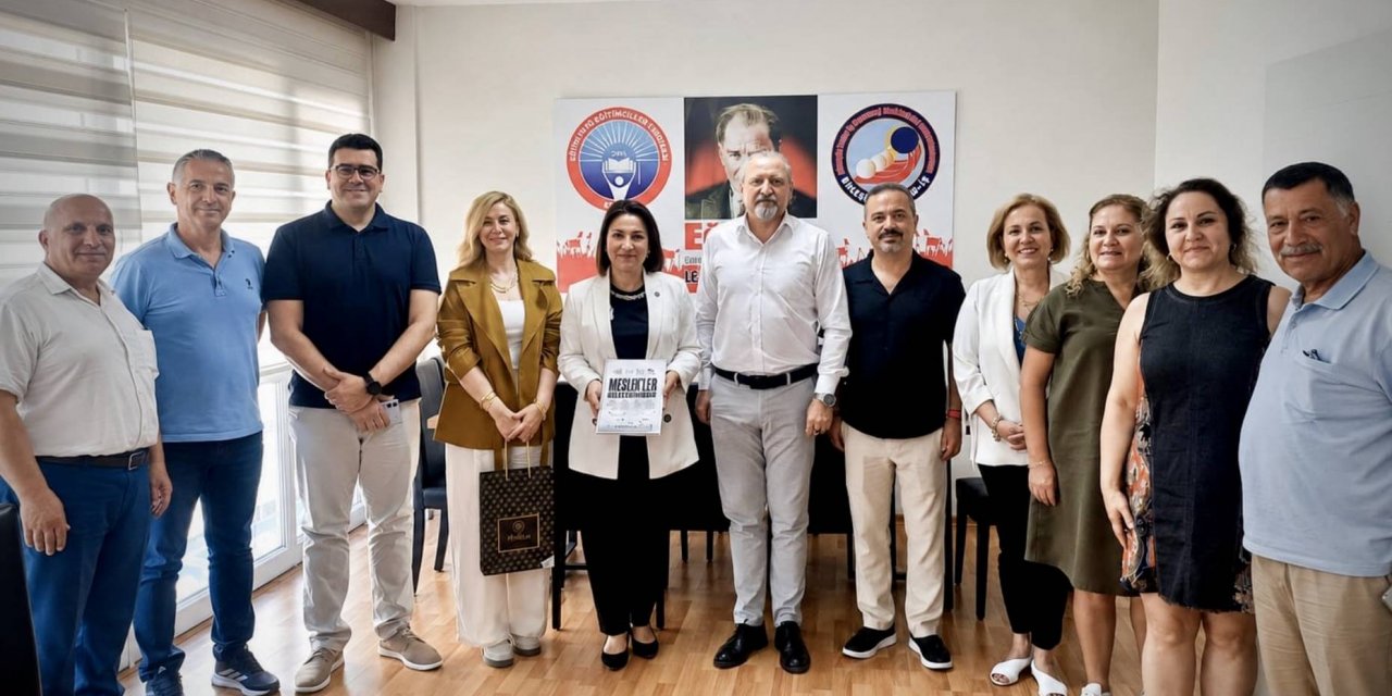 İyi Parti’den Eğitim-İş Sendikası’na Anlamlı Ziyaret