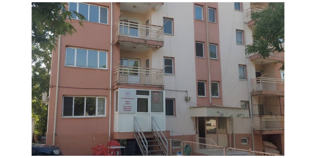 Kiraz Devlet Hastanesi Lojmanı Boşaltıldı: Aynı Binadaki 112 İstasyonu Neden Faaliyette?