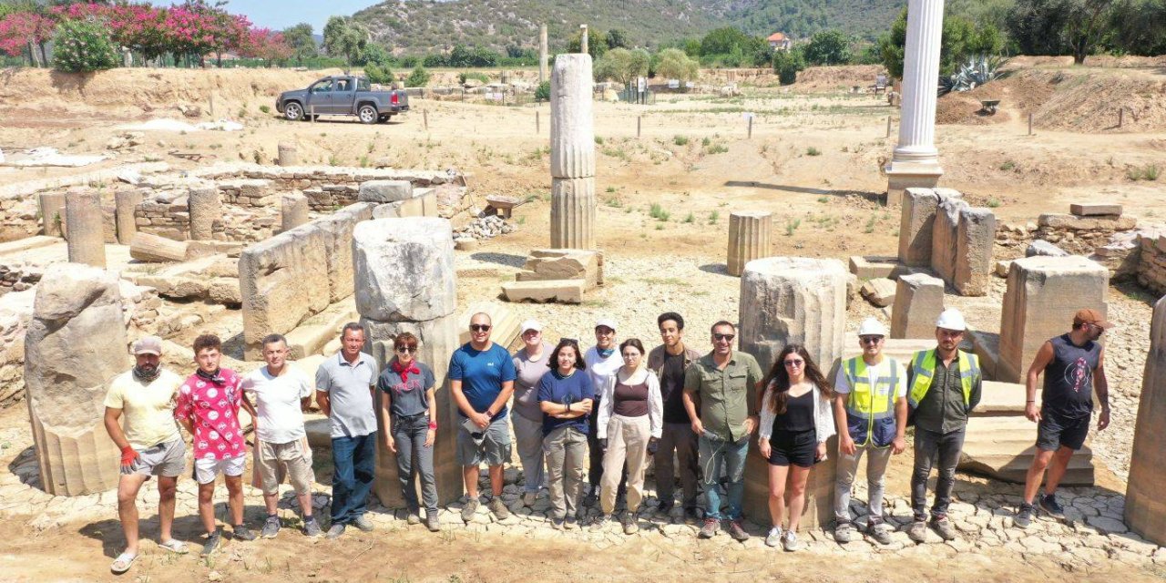 Klaros Kutsal Alanı : Ege’nin Arkeolojik Hazinesi