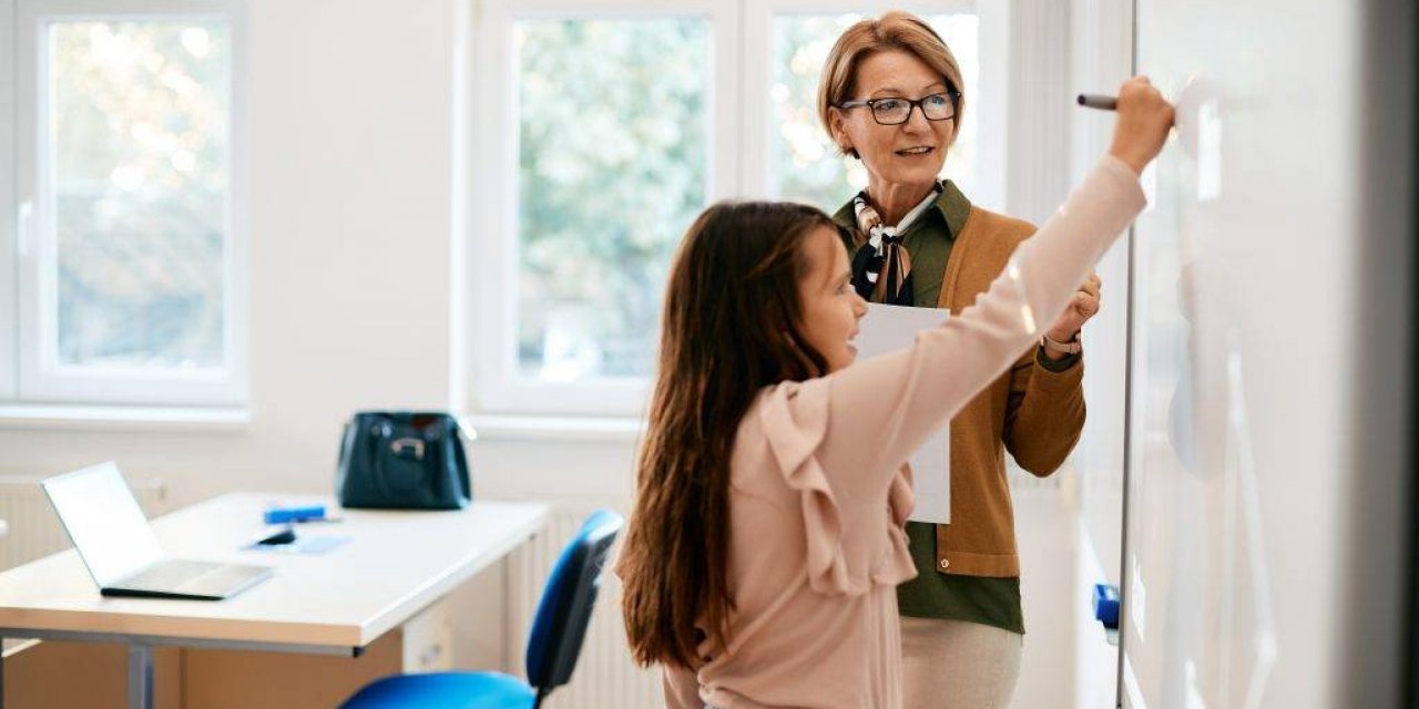 Yabancı Öğretmenler İçin Türkçe Şartı!